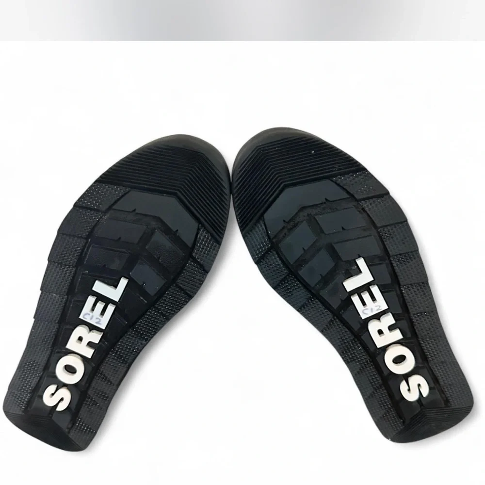 Sorel Whitney II Black Faux Fur Lined Boots